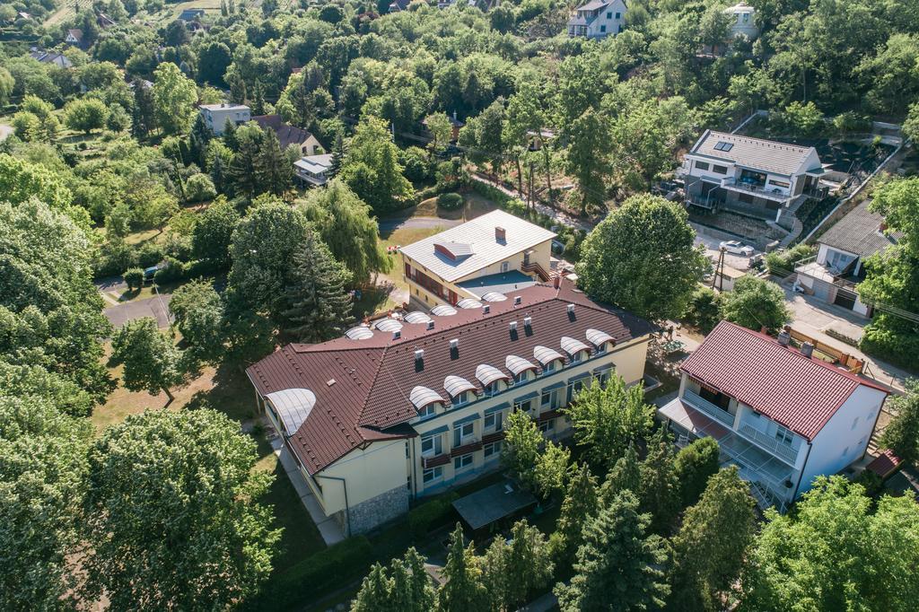 Hello Balcsi Apartmanhaz Tihany Bagian luar foto