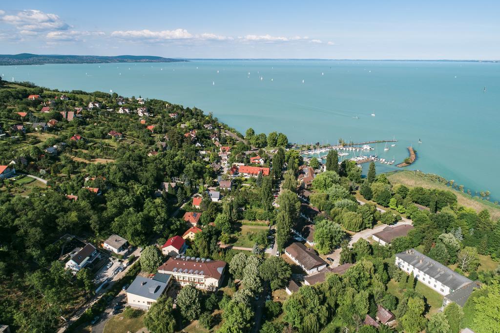 Hello Balcsi Apartmanhaz Tihany Bagian luar foto