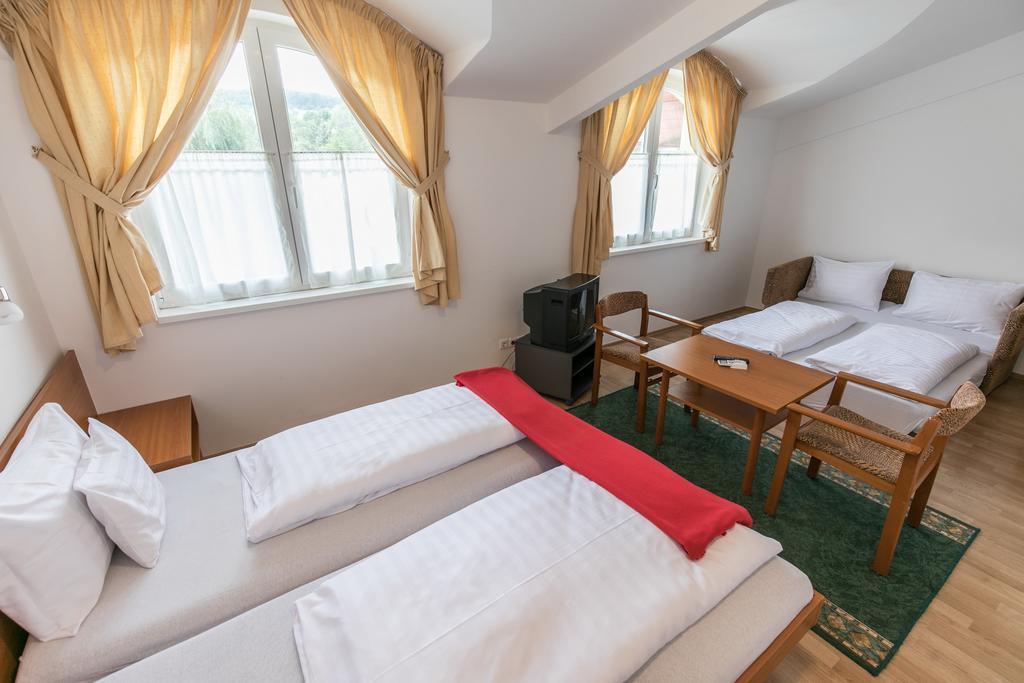 Hello Balcsi Apartmanhaz Tihany Bagian luar foto